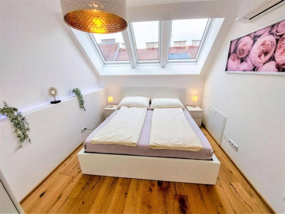 City-Center Rooftop-Apartment Вена Экстерьер фото